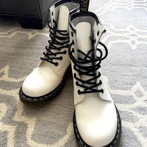 Dr. Martens 1460 Smooth Leather Lace Up Boots